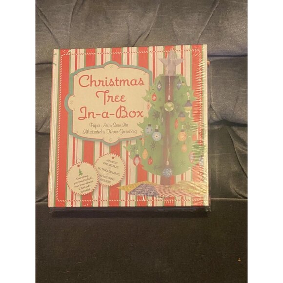 Christmas Tree In A Box Paper Art 2 Feet - Picture 1 of 4